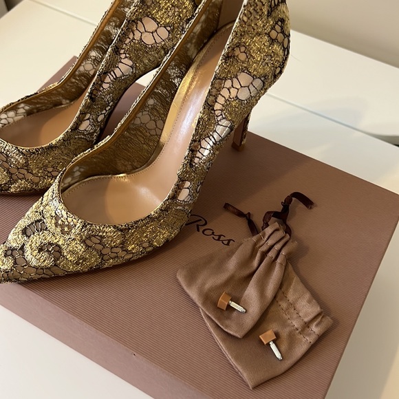 ✨GIANVITO ROSSI✨ Metallic Lace Pumps - NWT - Brand New - Picture 4 of 8